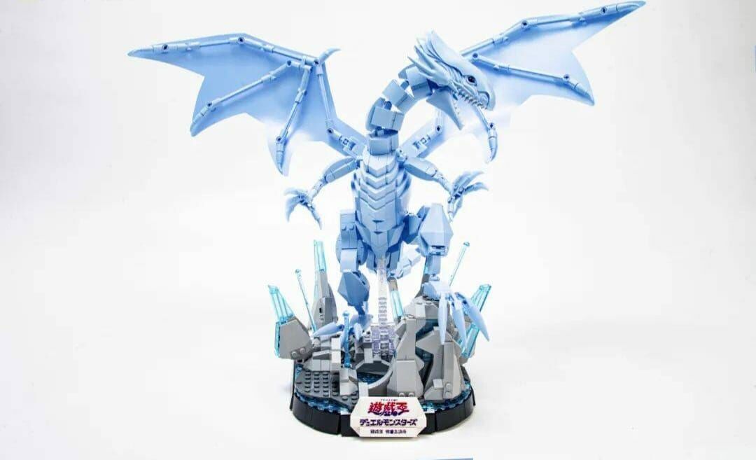 罕有限定款！ 遊戲王 青眼白龍 積木 （附發光底盤）