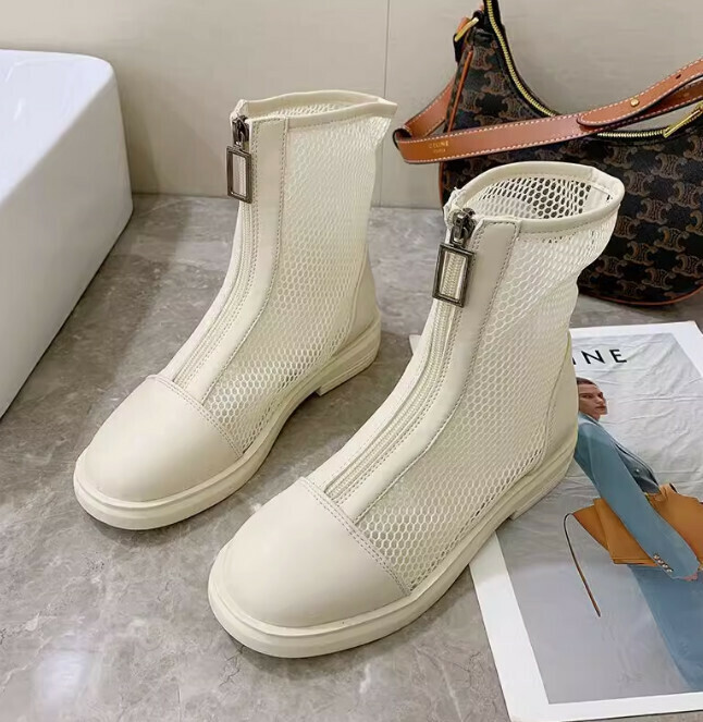 Cut-out breathable mesh sandals