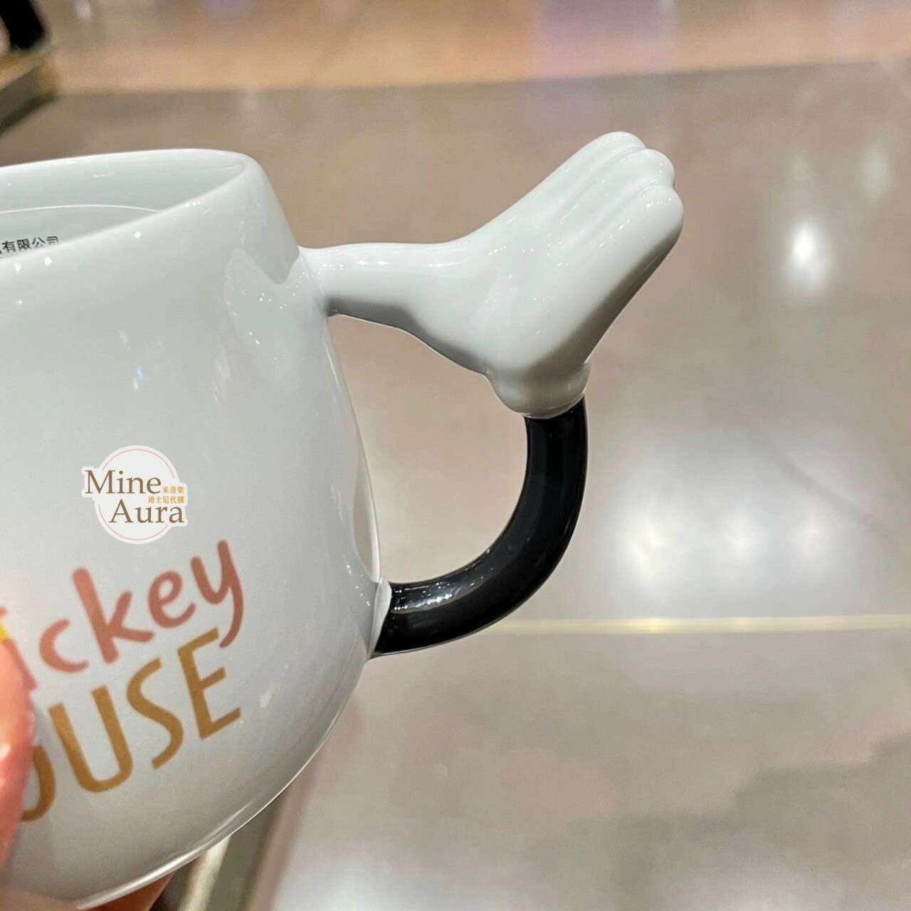 (限時特價) 米奇 Mickey 圖案 手手造型手把 馬克杯 水杯 -上海迪士尼樂園