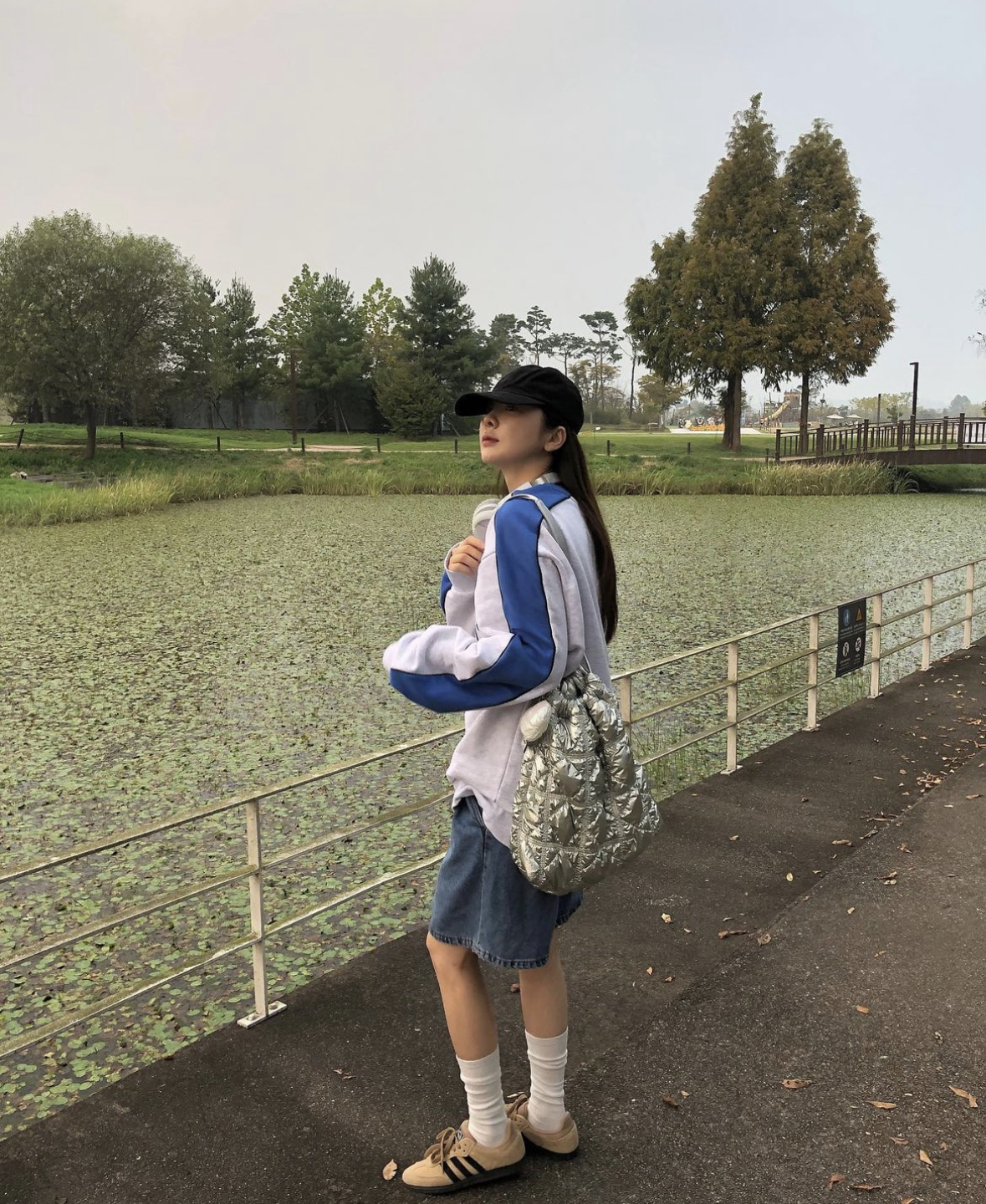 韓國🇰🇷連線 Carlyn Twee Soft Bag 雲朵水桶包 縮口包 斜背包 手提包 銀色 珍珠白 黑色 奶茶色 / 預購