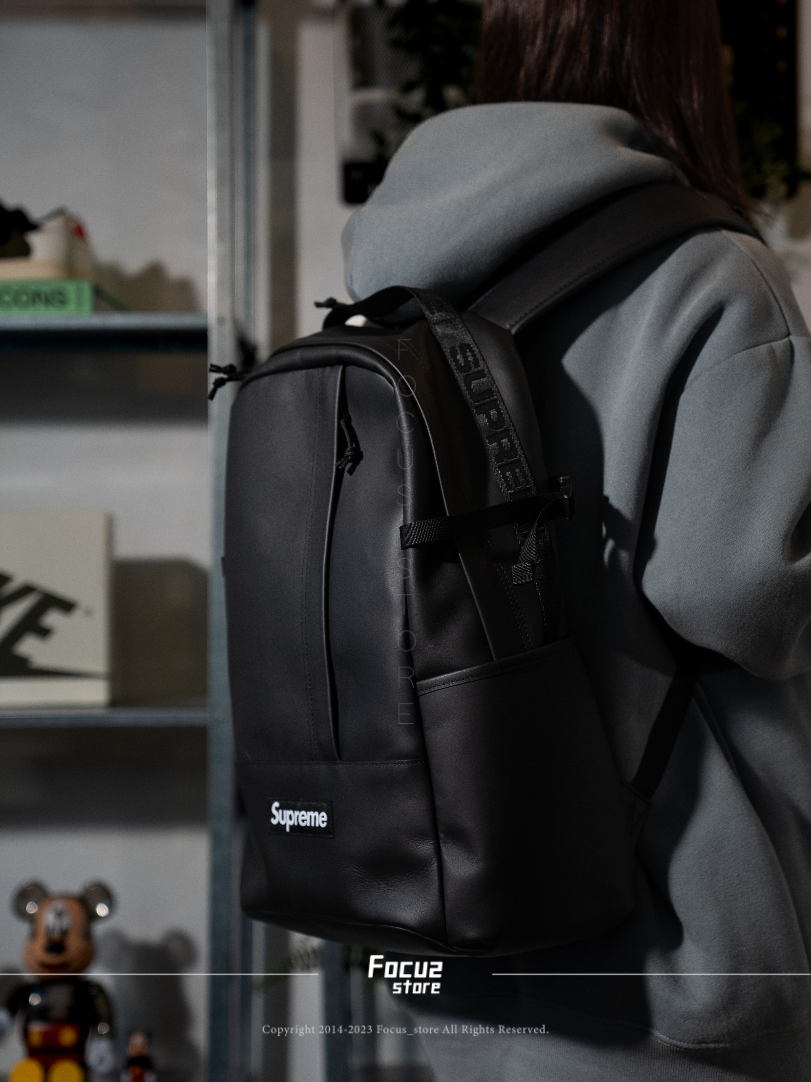 Focus Store】現貨秒發Supreme FW23 Week10 Leather Backpack