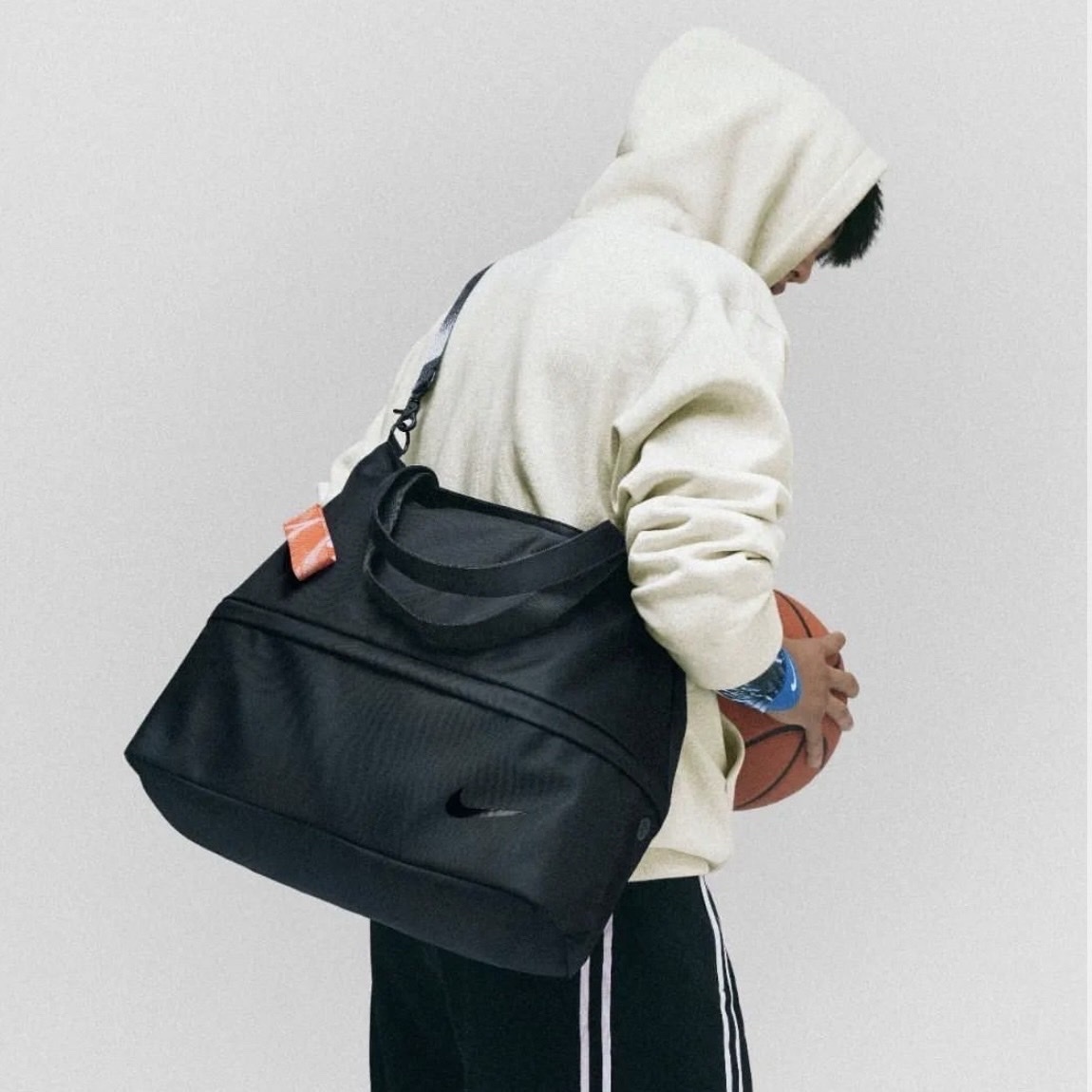 ＜國外限定＞Nike 多功能防水托特包 可肩背或手提 折疊收納
