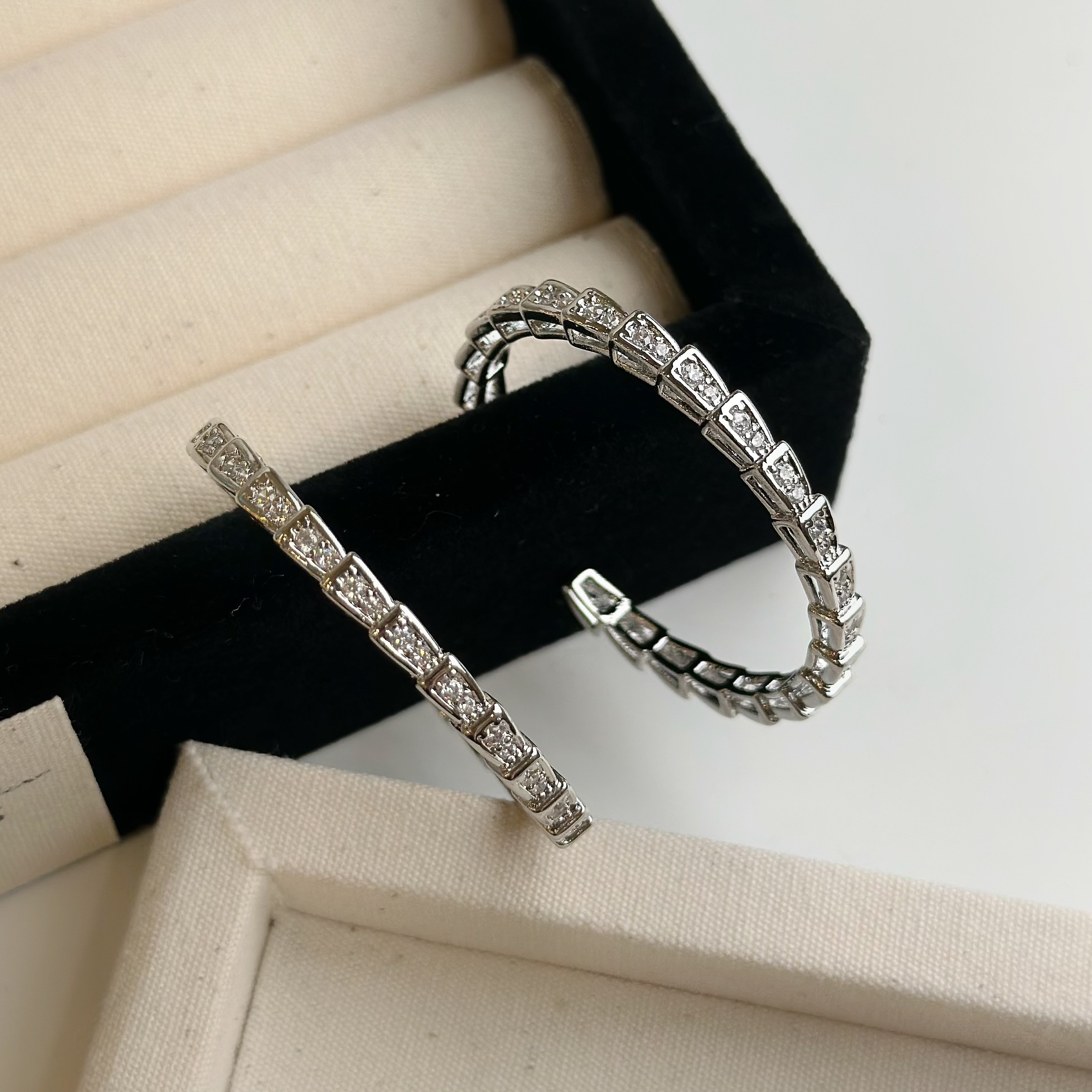 P23歷練．蛇骨排鑽C字圈