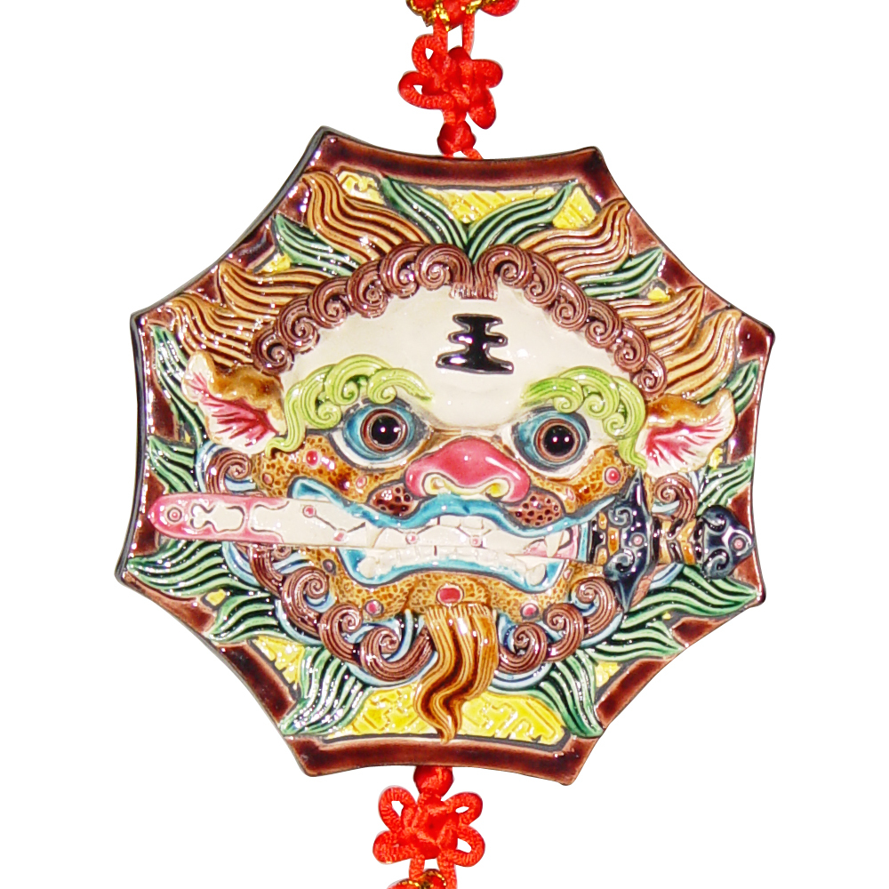 交趾陶5寸中國結吊飾｜咬劍開口獅王