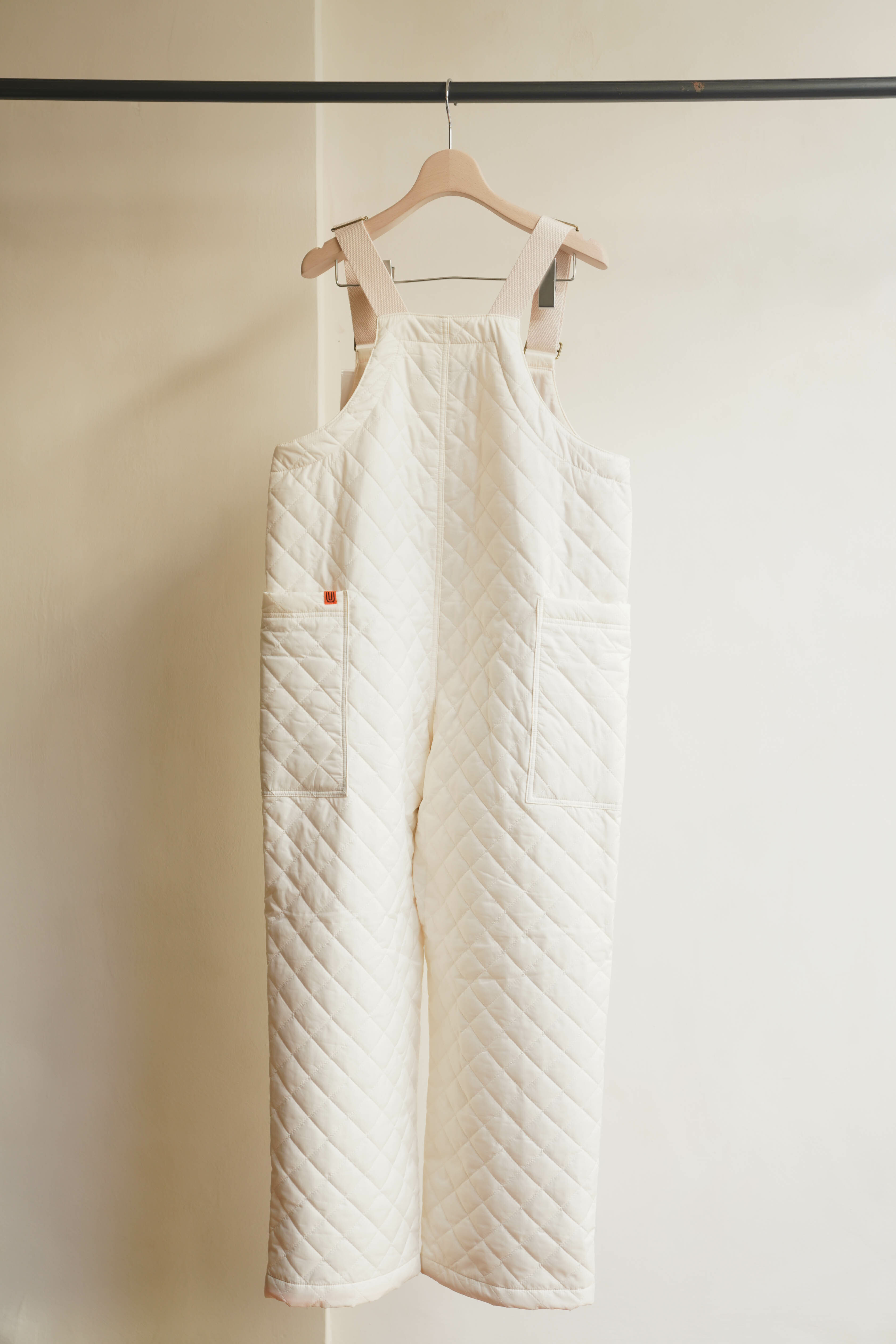 UNIVERSAL OVERALL 菱格絎縫吊帶褲 (2色)