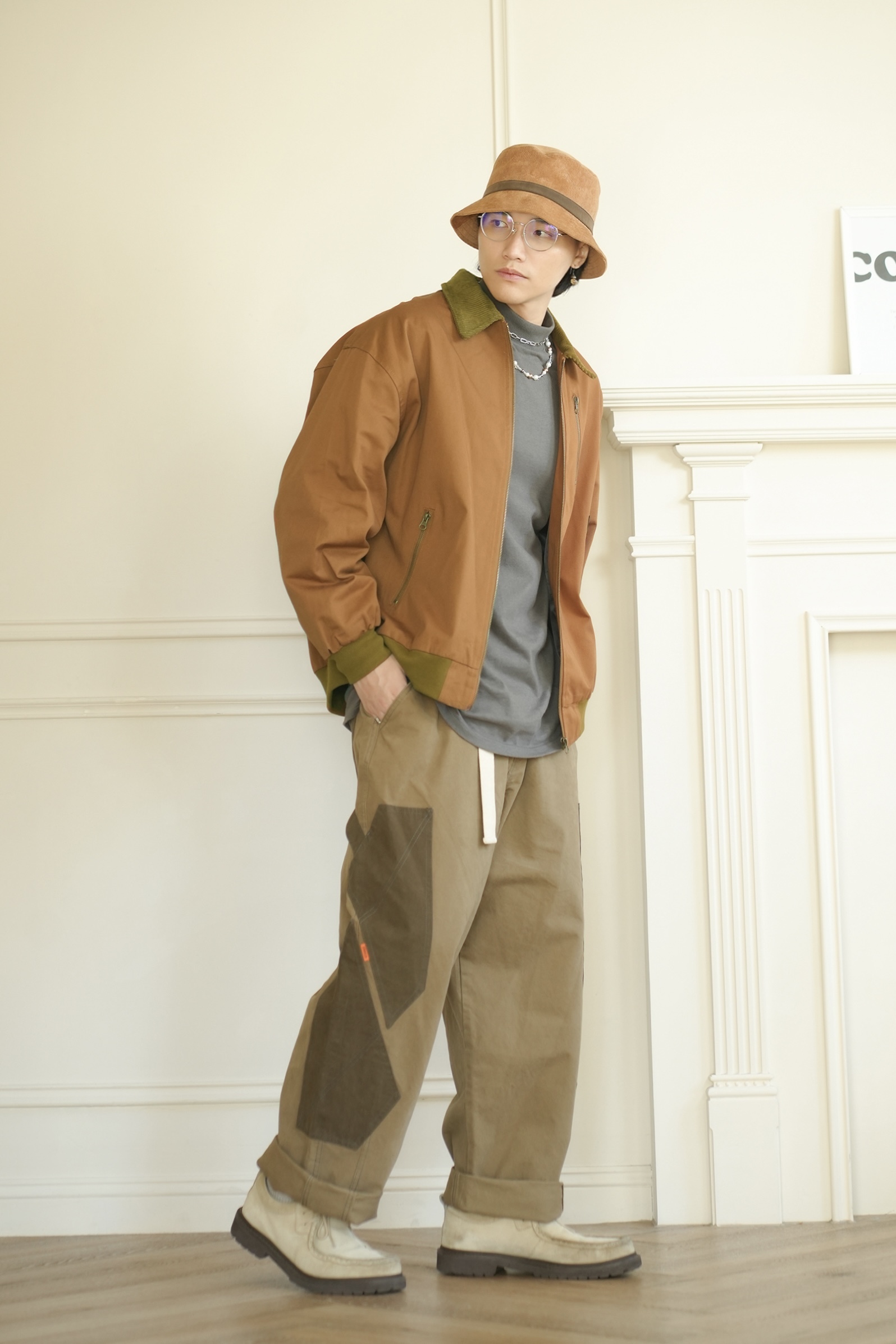 MC042 拼色翻領復古外套 - 咖