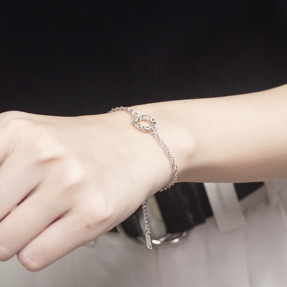 冬日守護 花環手鍊 聖誕花圈造型 925純銀手鍊 聖誕禮物 女生手鍊