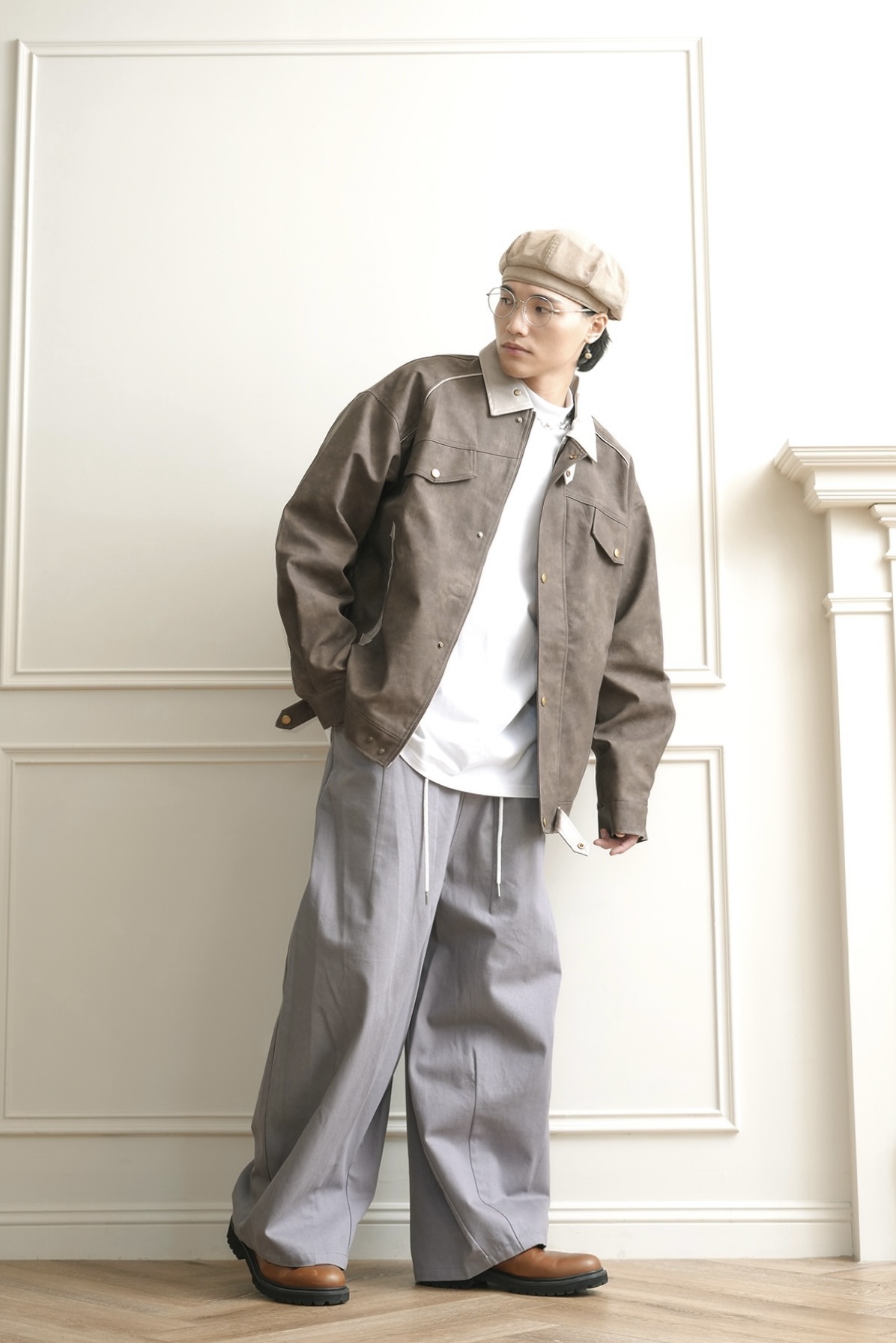 MC032 拼色翻領皮夾克 - 咖色