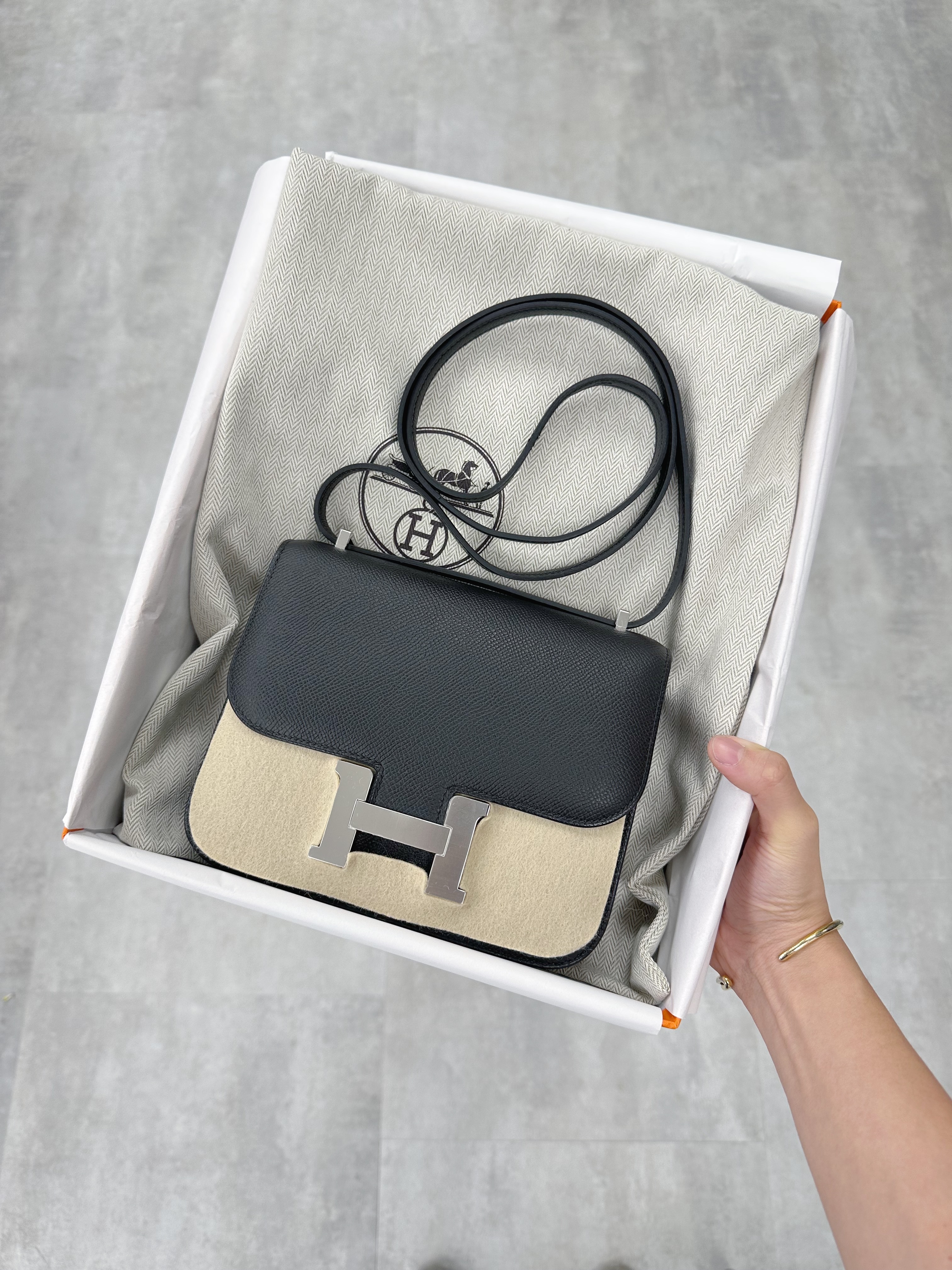 Hermes Mini Constance