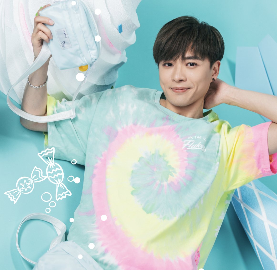 Candy Carnival 休閑風輕巧斜揹袋(粉藍) + logo cap (白)套裝 (限量貨品)