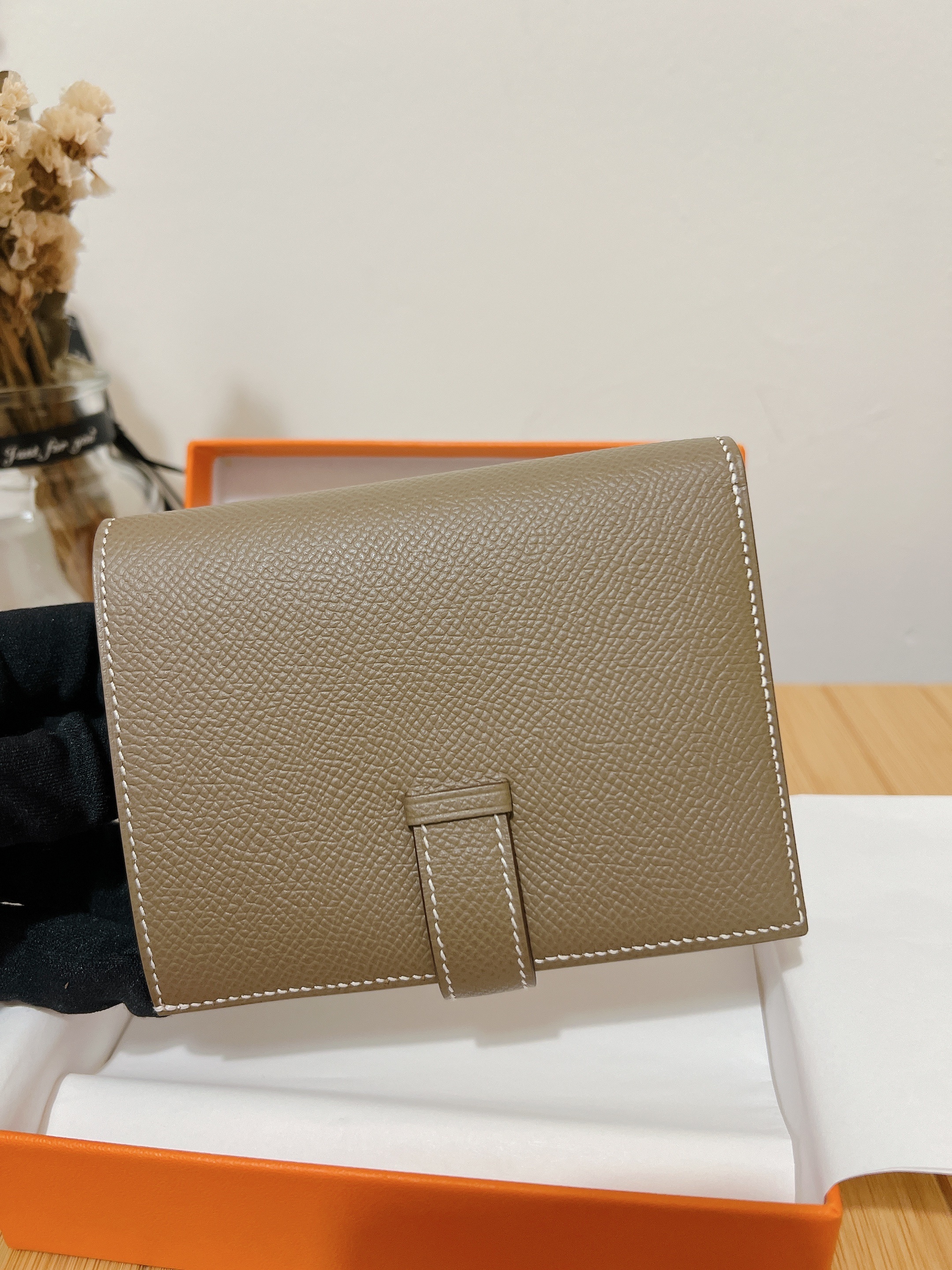 *Unused* Hermes bearn compact wallet (etoupe/epsom)
