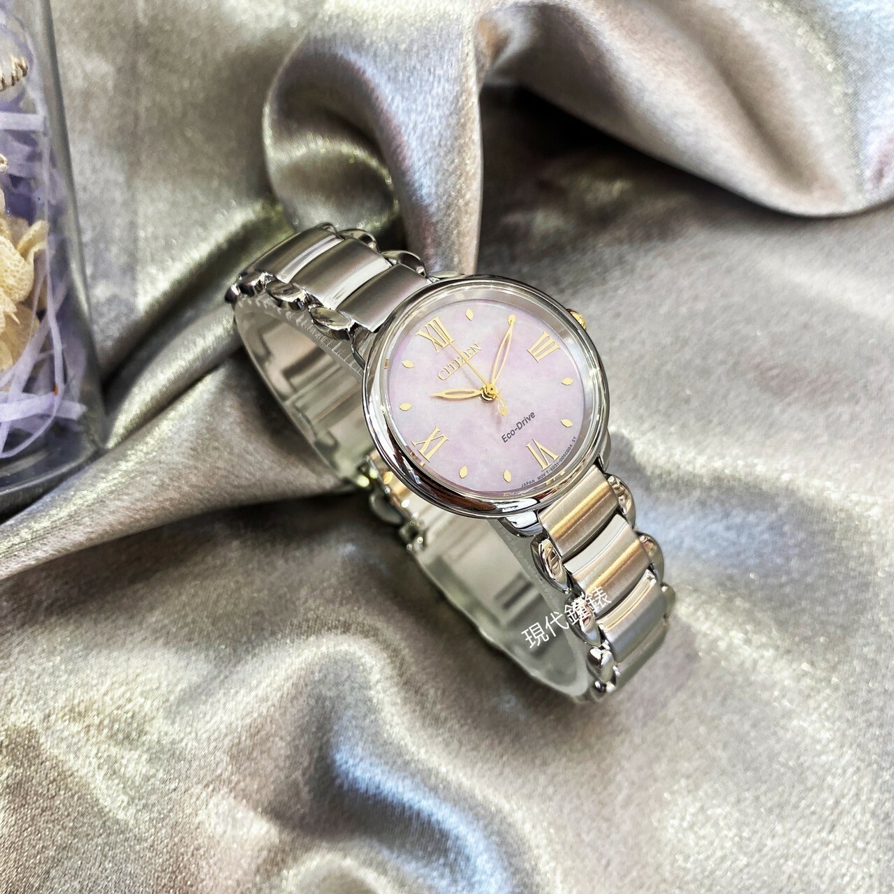 【CITIZEN 星辰】 L系列 聖誕節推薦款腕錶 EM0927-87Y 28mm 現代鐘錶