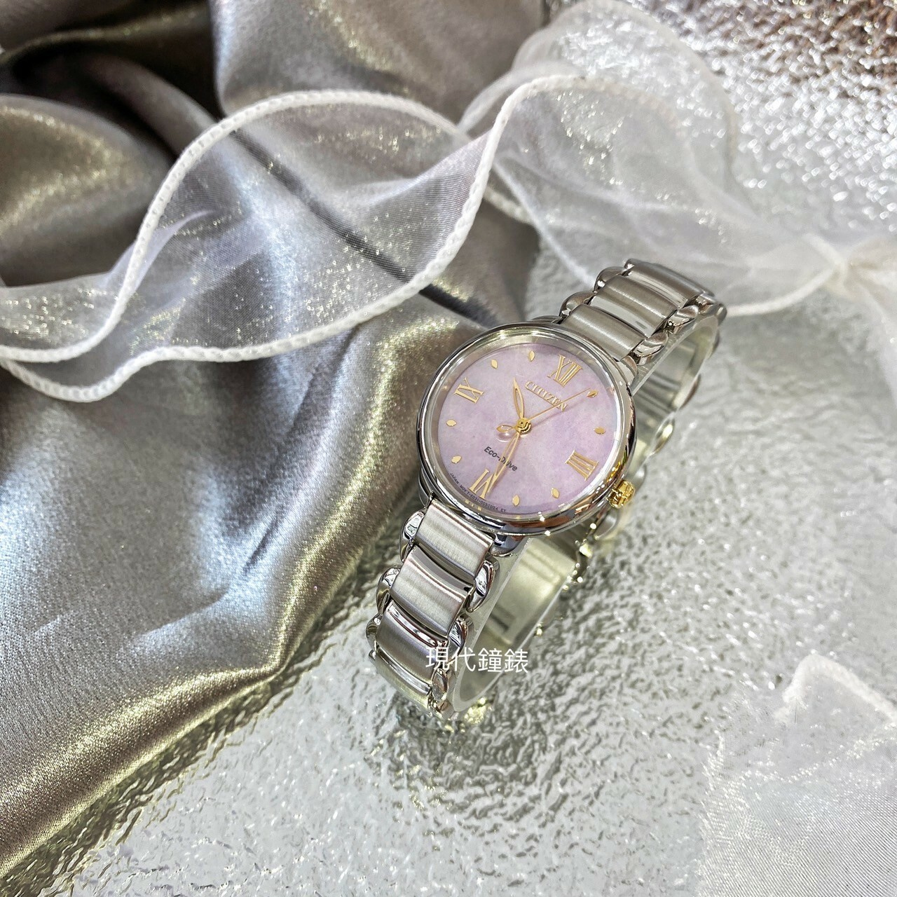 【CITIZEN 星辰】 L系列 聖誕節推薦款腕錶 EM0927-87Y 28mm 現代鐘錶