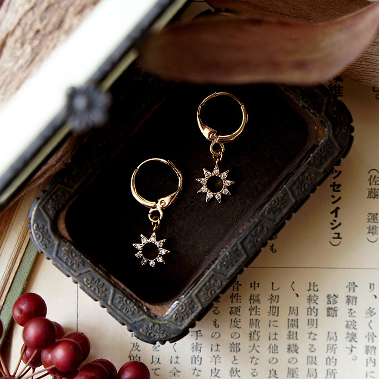 藏寶盒 · 太陽 – 耳環