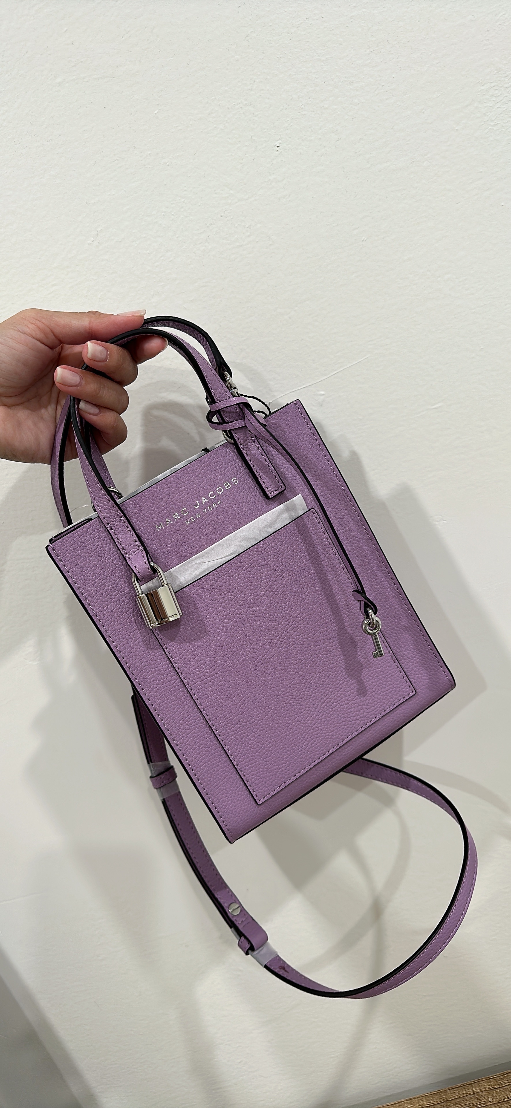 Marc Jacobs Grind book tote