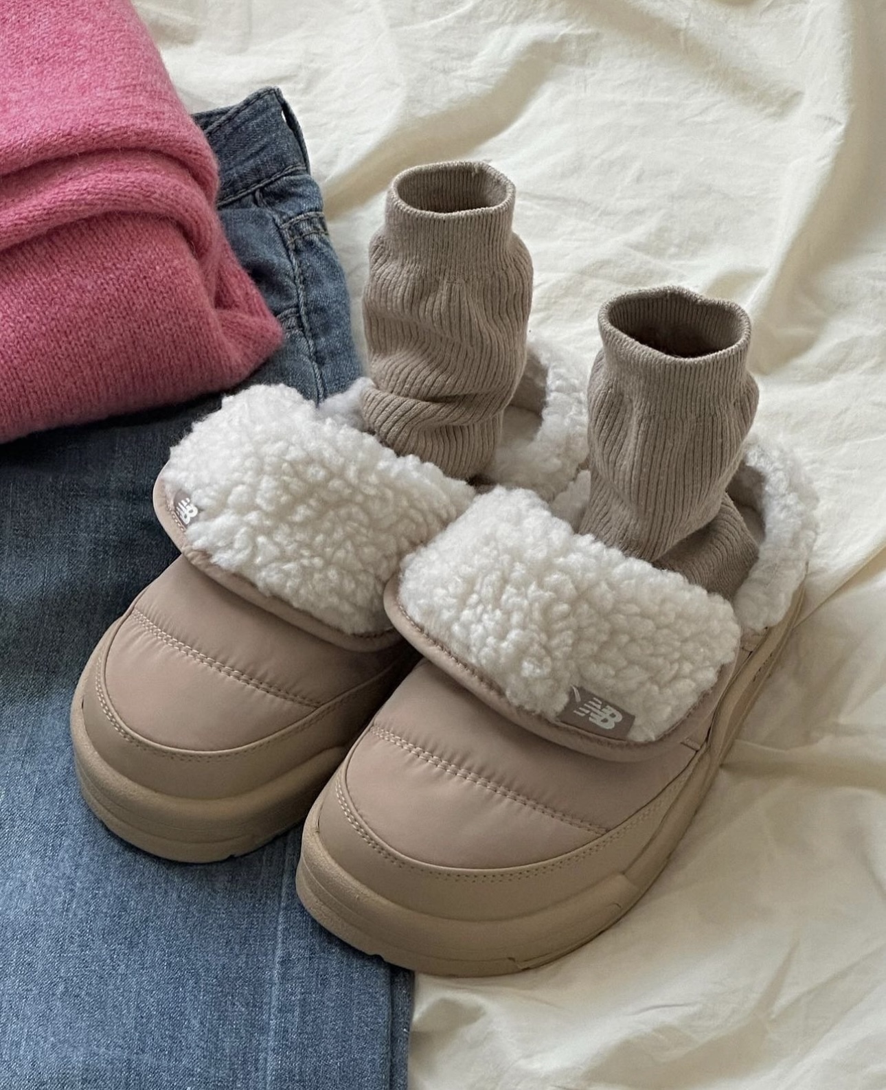 #部分現貨 2024 NEW BALANCE 麂皮 絨毛 雪地拖