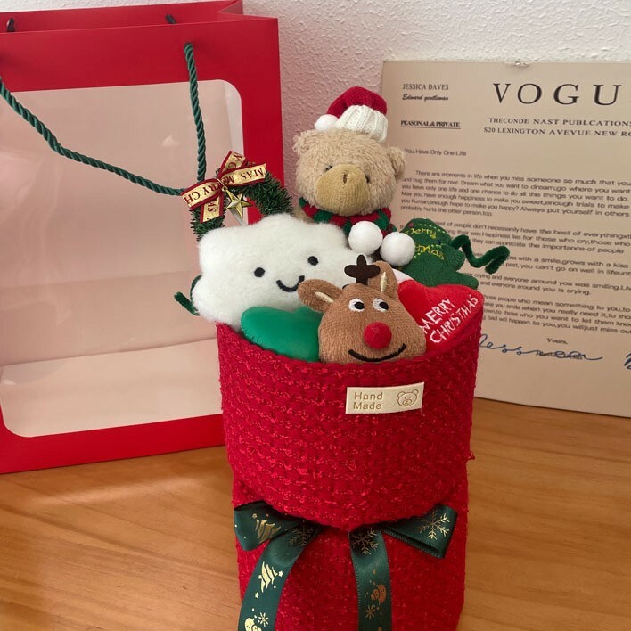 《3313》聖誕節禮物首選花束桶(含紙袋/賀卡/燈串)