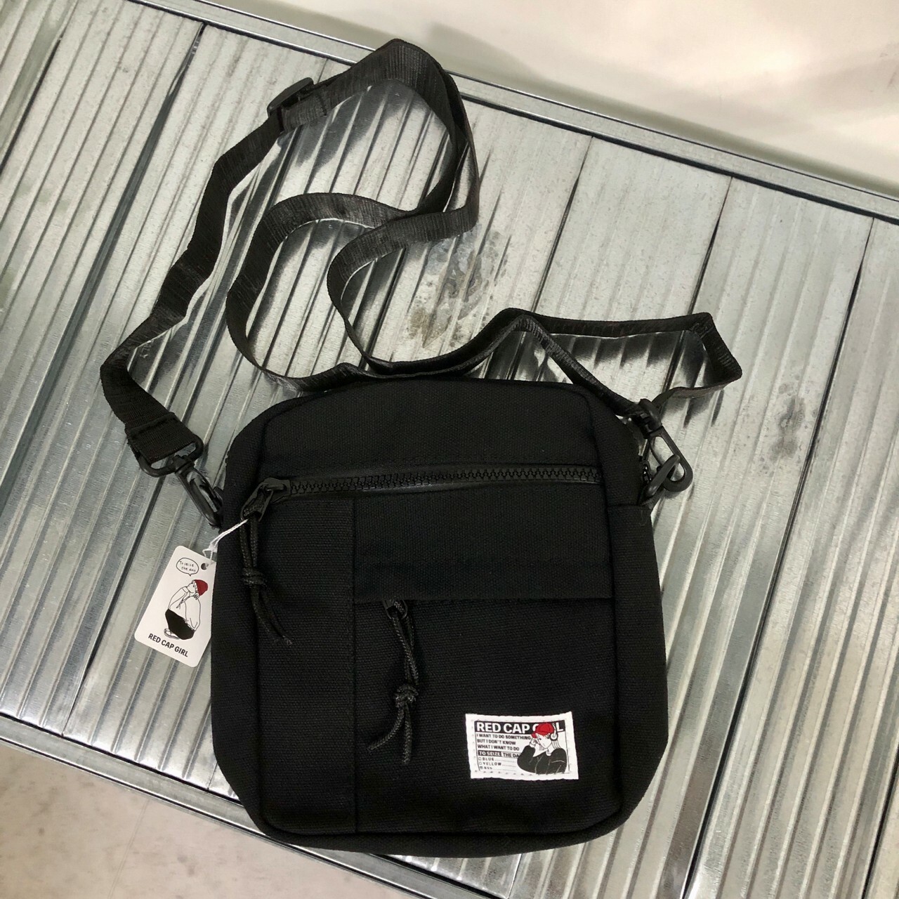 Red Cap Girl Mini Bag 工裝多口袋斜背包 24604