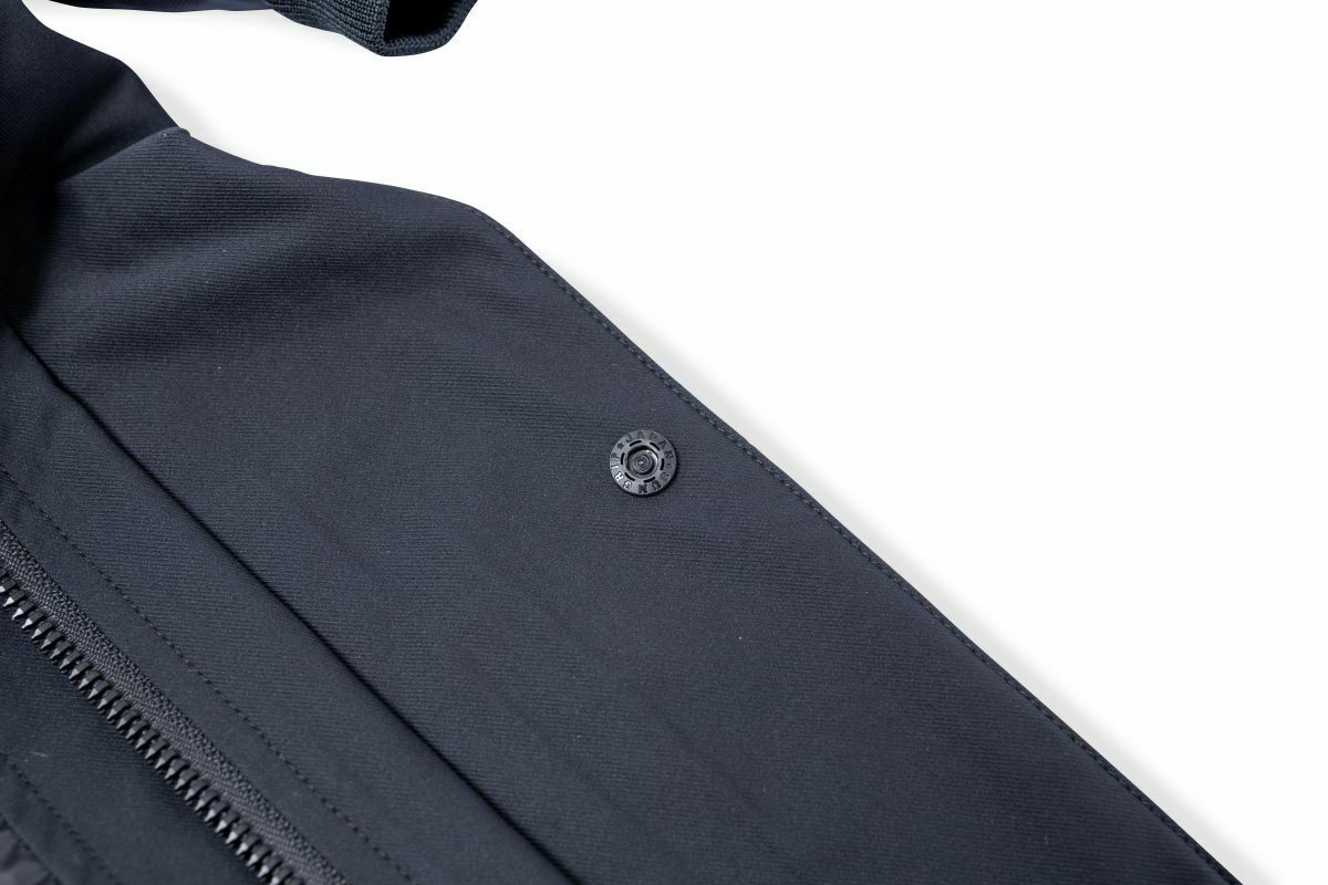 LAPRIMA 簡約刺繡拉鍊外套