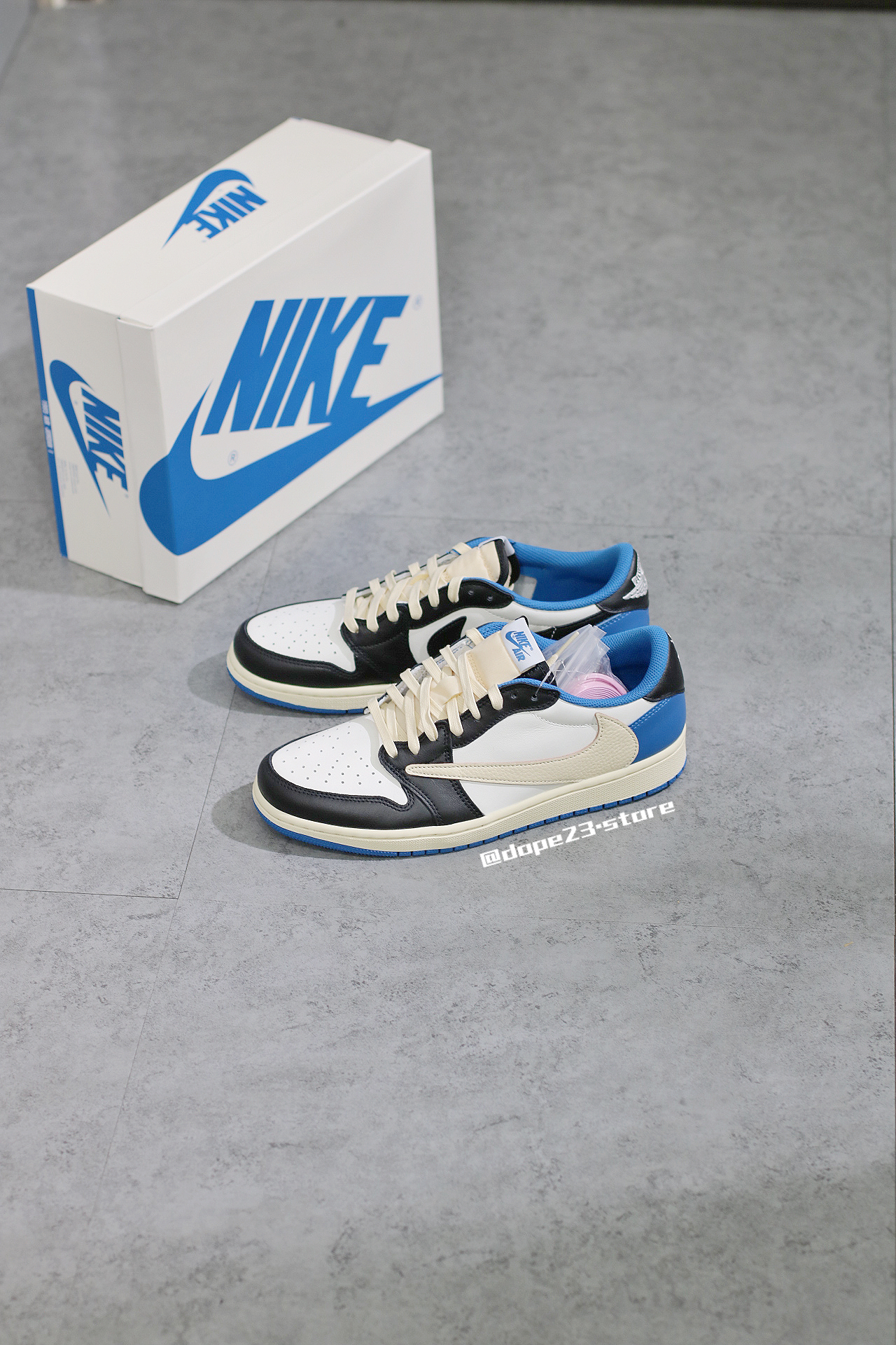 Nike Air Jordan 1 Retro Low OG SP Fragment x Travis Scott DM7866-140 藤原浩