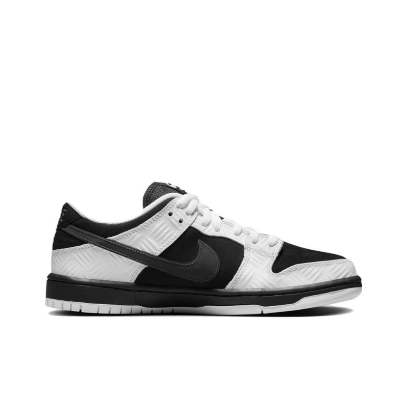 TIGHTBOOTH x Nike Dunk SB Low Pro 黑白FD2629-100