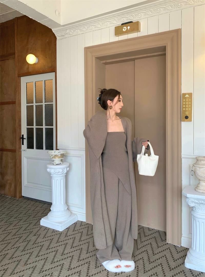 ᴋᴏʀᴇᴀ🇰🇷秋冬美女針織抹胸高腰三件式套裝