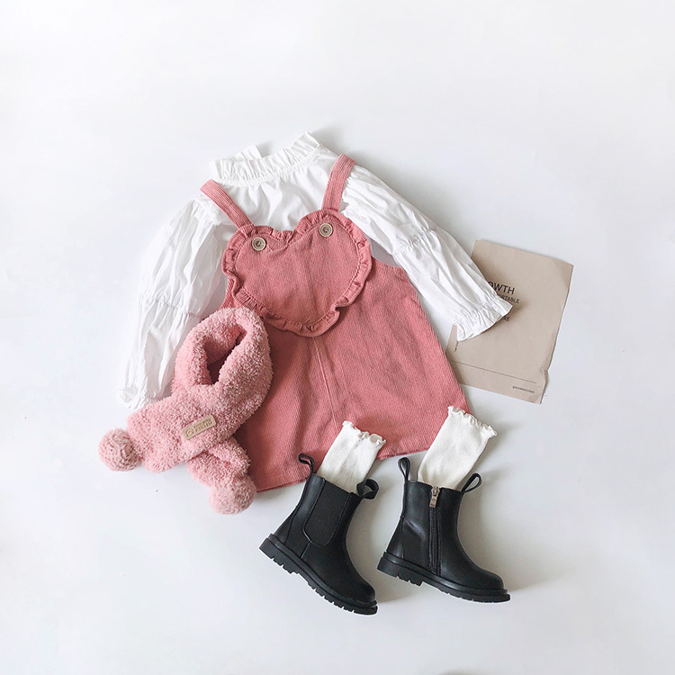 燈芯絨愛心吊帶裙