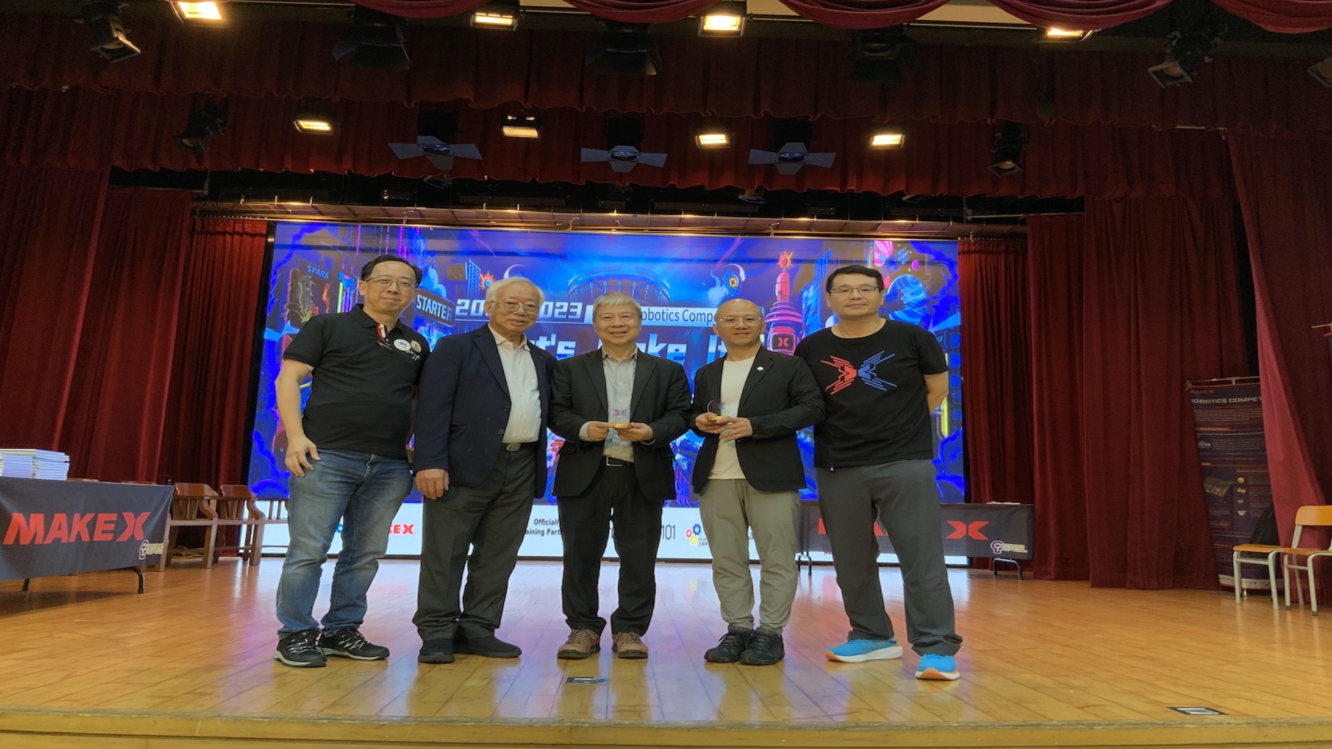 DTSL_2023MakeX_HK_GuestGroupPhoto