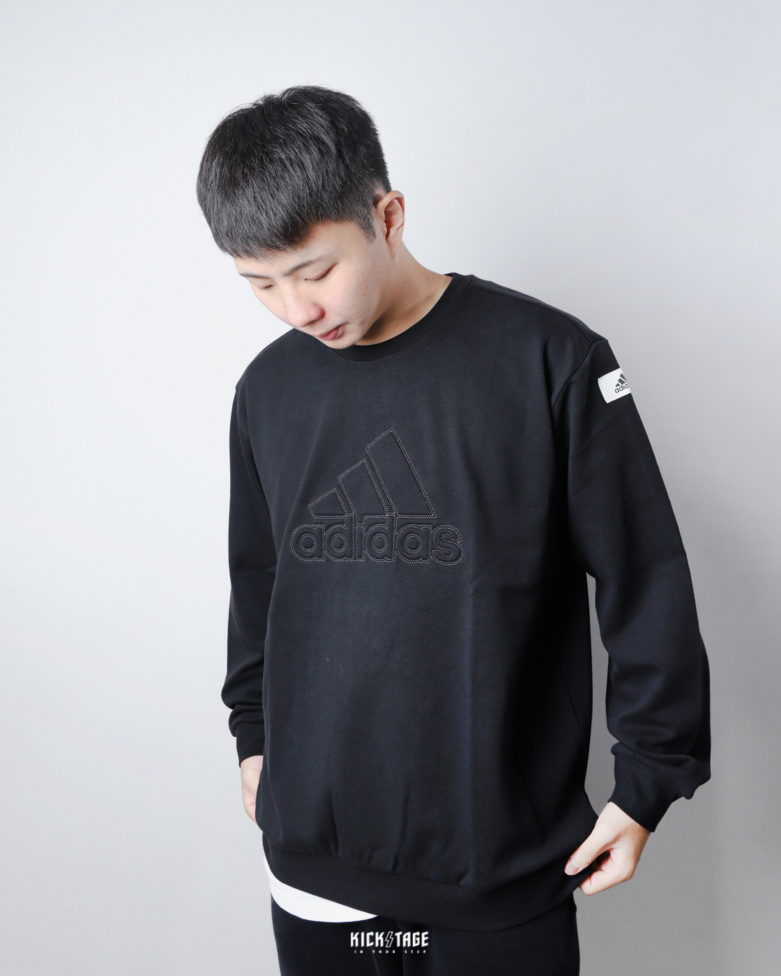 男女款 ADIDAS ST GFX WM CREW 黑色 縫線LOGO 輕量 保暖 衛衣 大學T【IK2794】