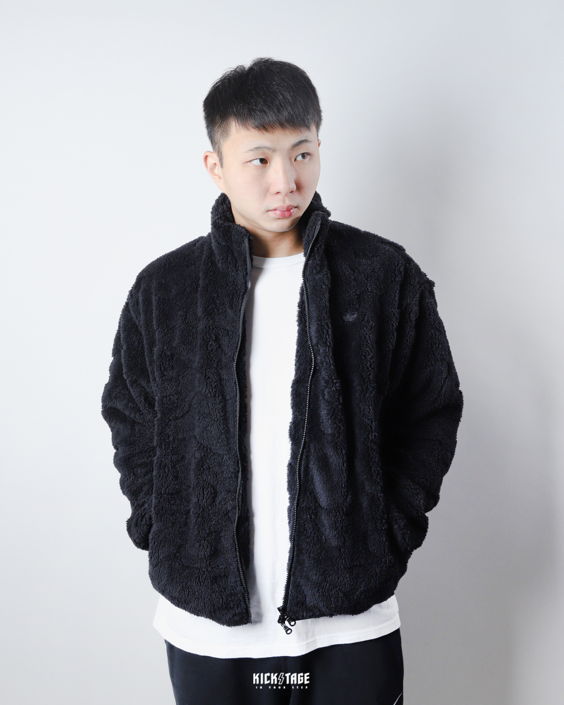 男女款 ADIDAS ADV CAMO FLEECE JACKET 黑色 迷彩 絨毛 雙拉鍊 立領 外套【IJ0723】