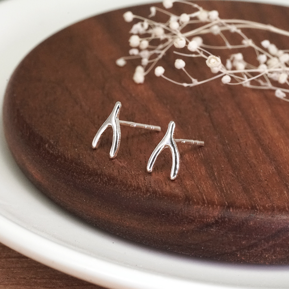 幸運骨 許願骨 925純銀耳針 針式耳環