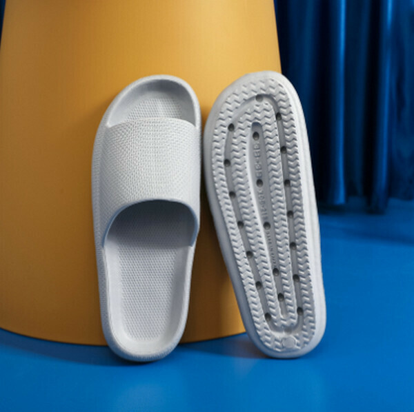 In summer, non-slip and anti-odor softsoles at home are cool slippers