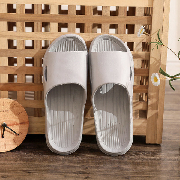 Men's summer home non-slip and anti-odor softsole-like cool slippers