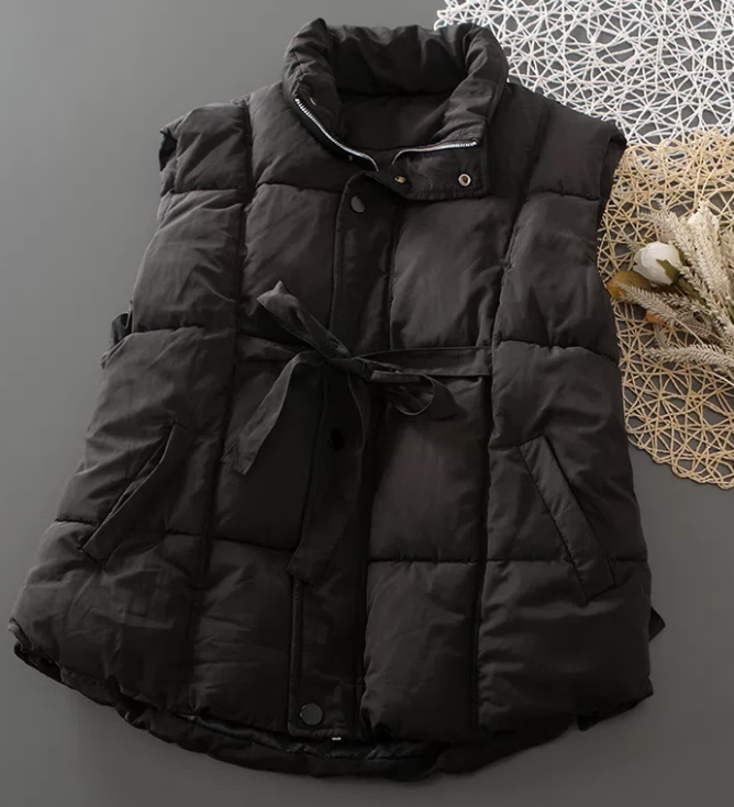 Tie up and wear a sleeveless jacket