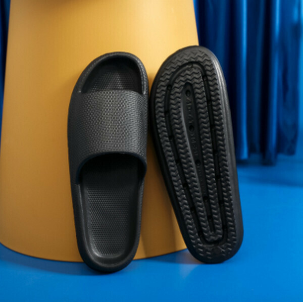 In summer, non-slip and anti-odor softsoles at home are cool slippers