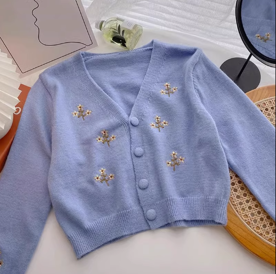 Floral embroidered V-neck short long-sleeved jacket