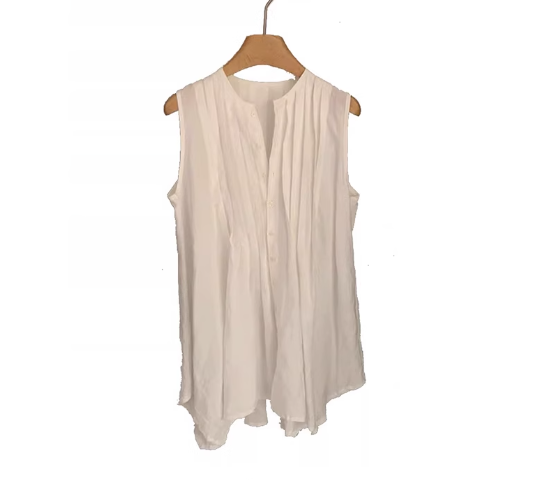 sleeveless shirt