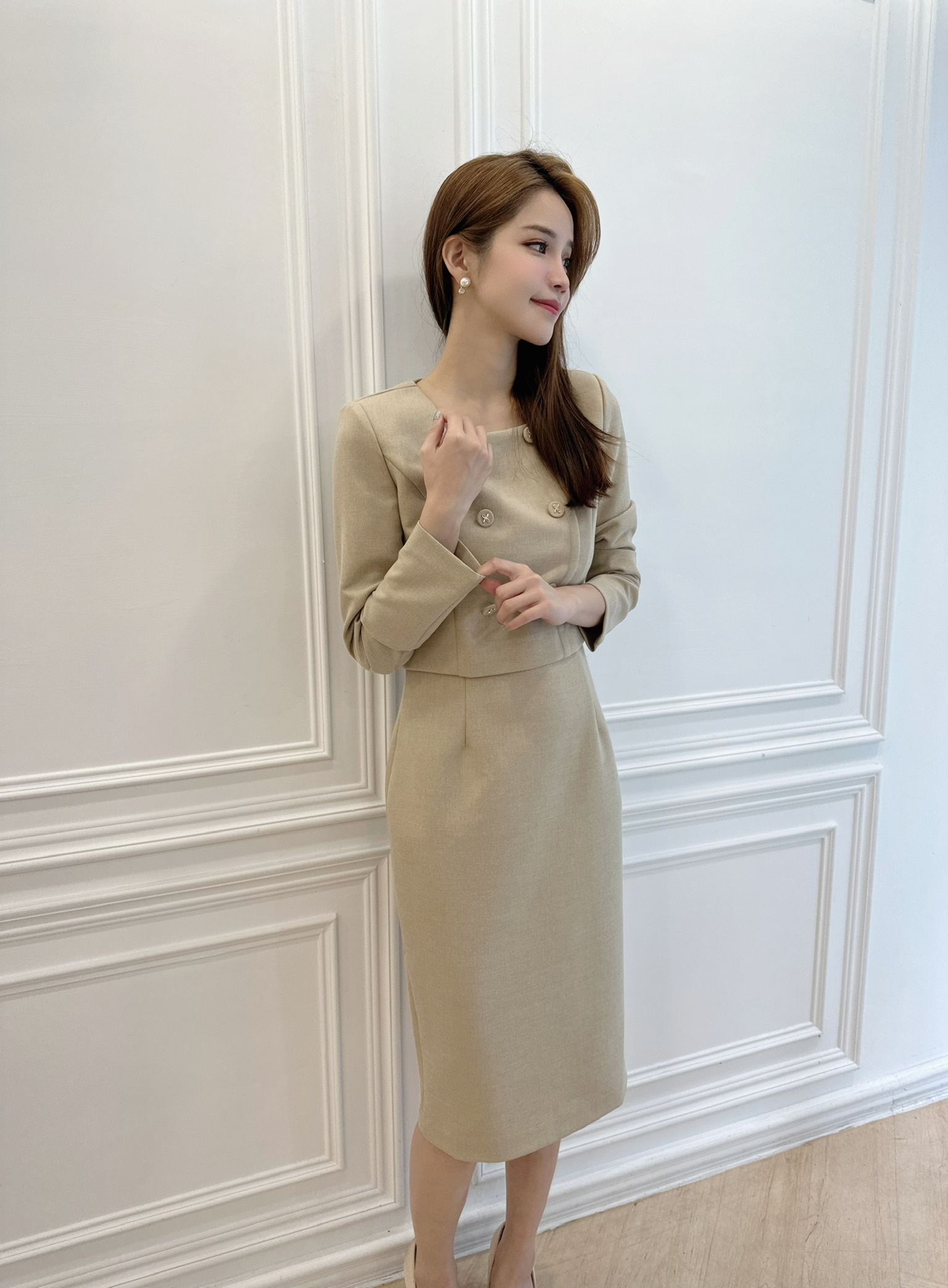 木黃雙金排釦層次感洋裝