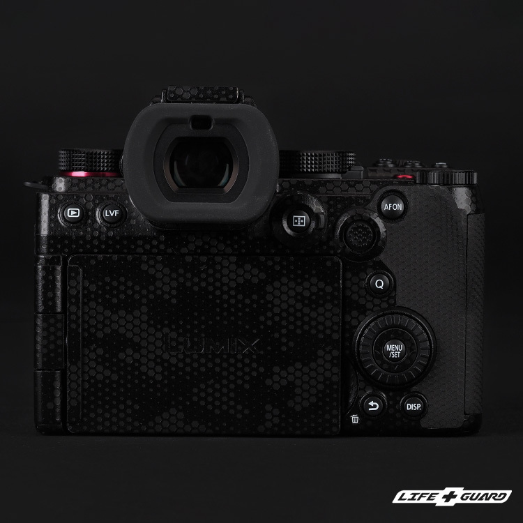LIFE+GUARD  相機貼膜安裝示意，適用 Panasonic LUMIX G9 II