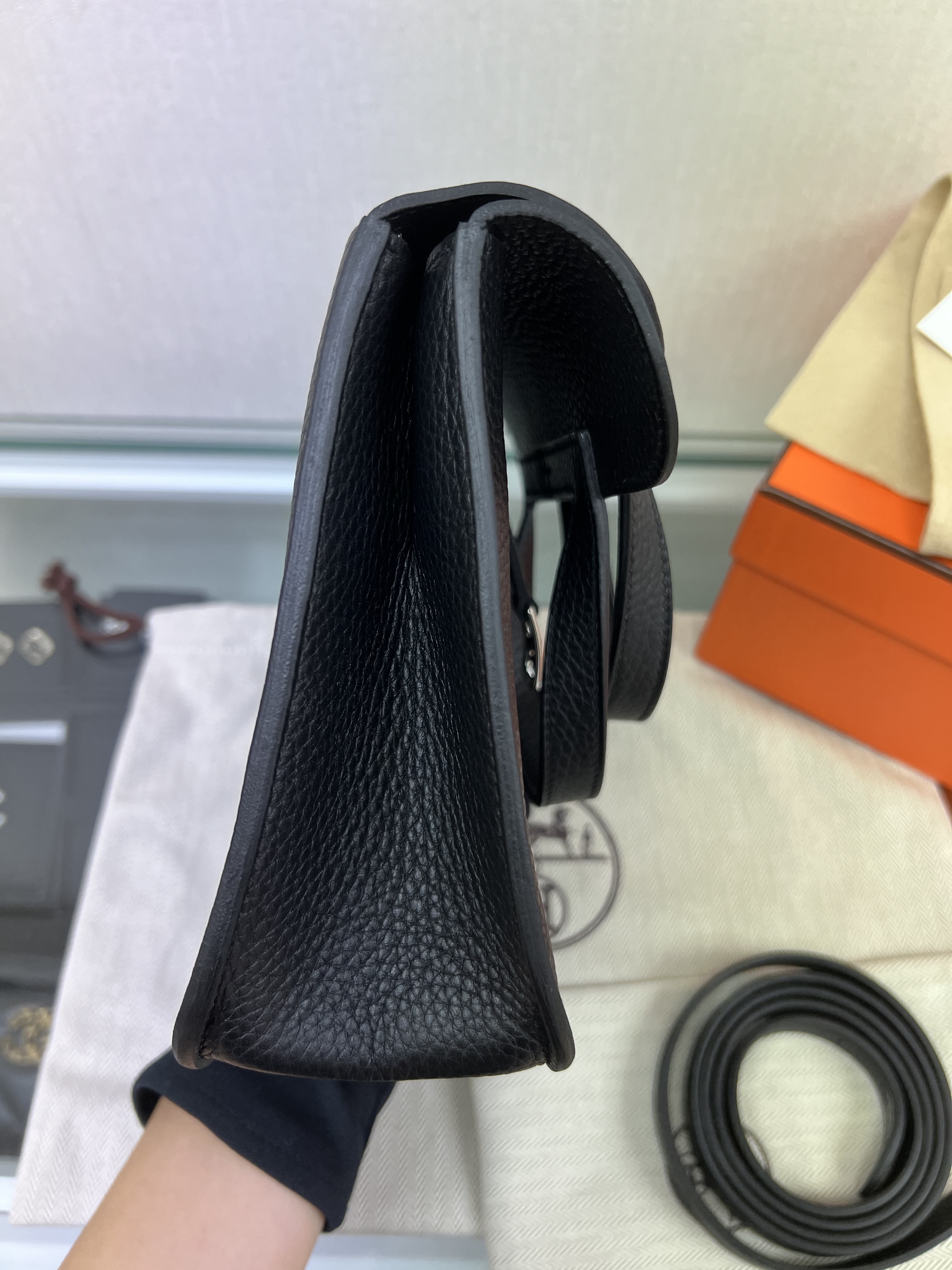 *Unused* Hermes Halzan 25 / Black/ Clemence/ Stamp B