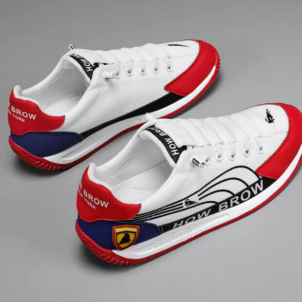 Sports shoes for leisure