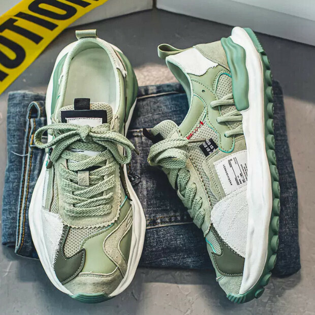 sneaker