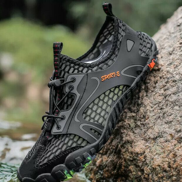 Sporty casual shoes trendy
