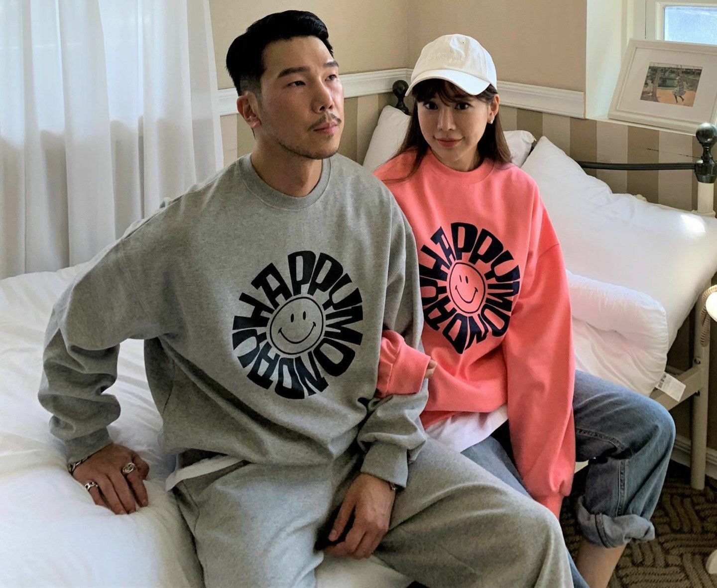 英文字哈哈笑圖案衛衣 PLUS82HIYA-047T