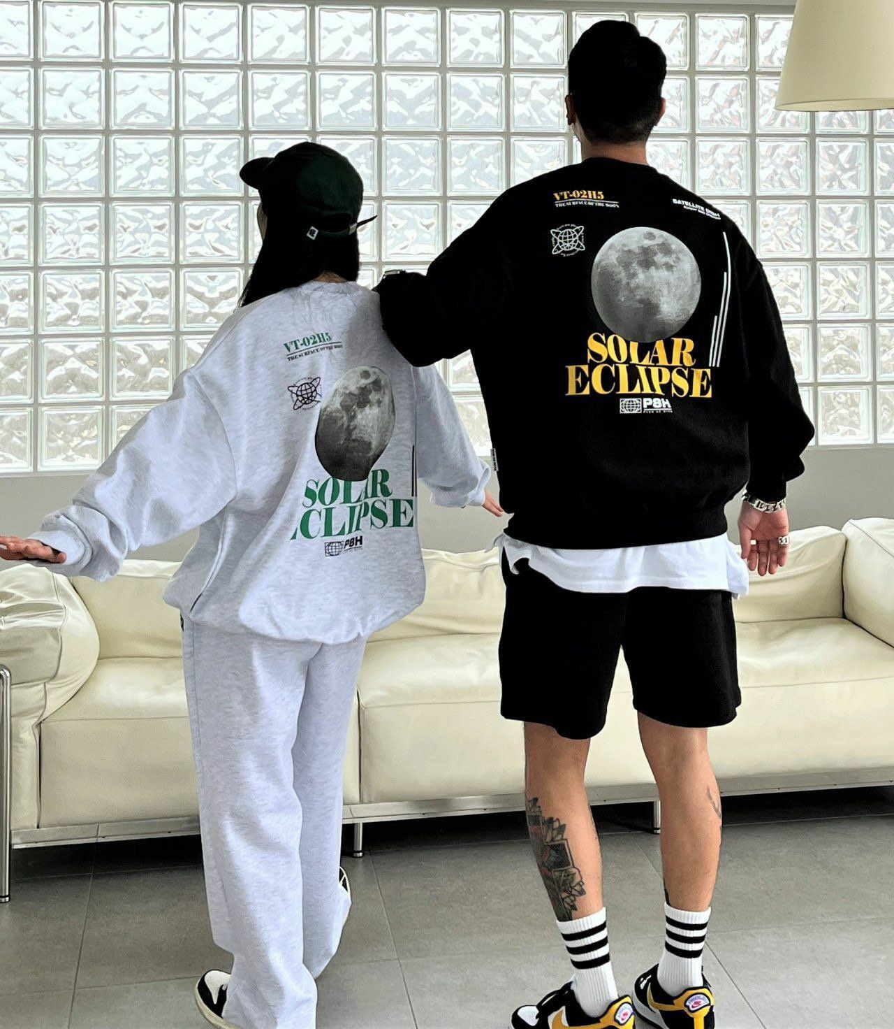 英文字月球圖案衛衣 PLUS82HIYA-048T