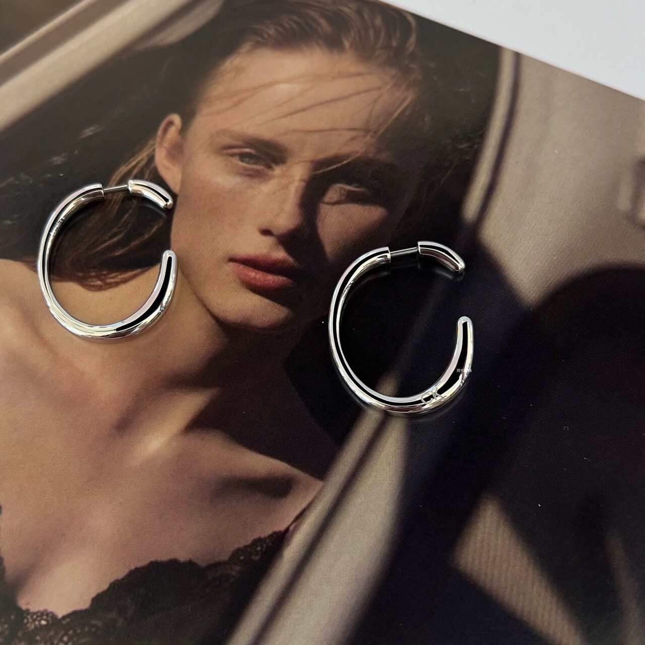 【Calvin Klein】CK飾品-C字雙戴式穿式耳環 CKF35000452 現代鐘錶