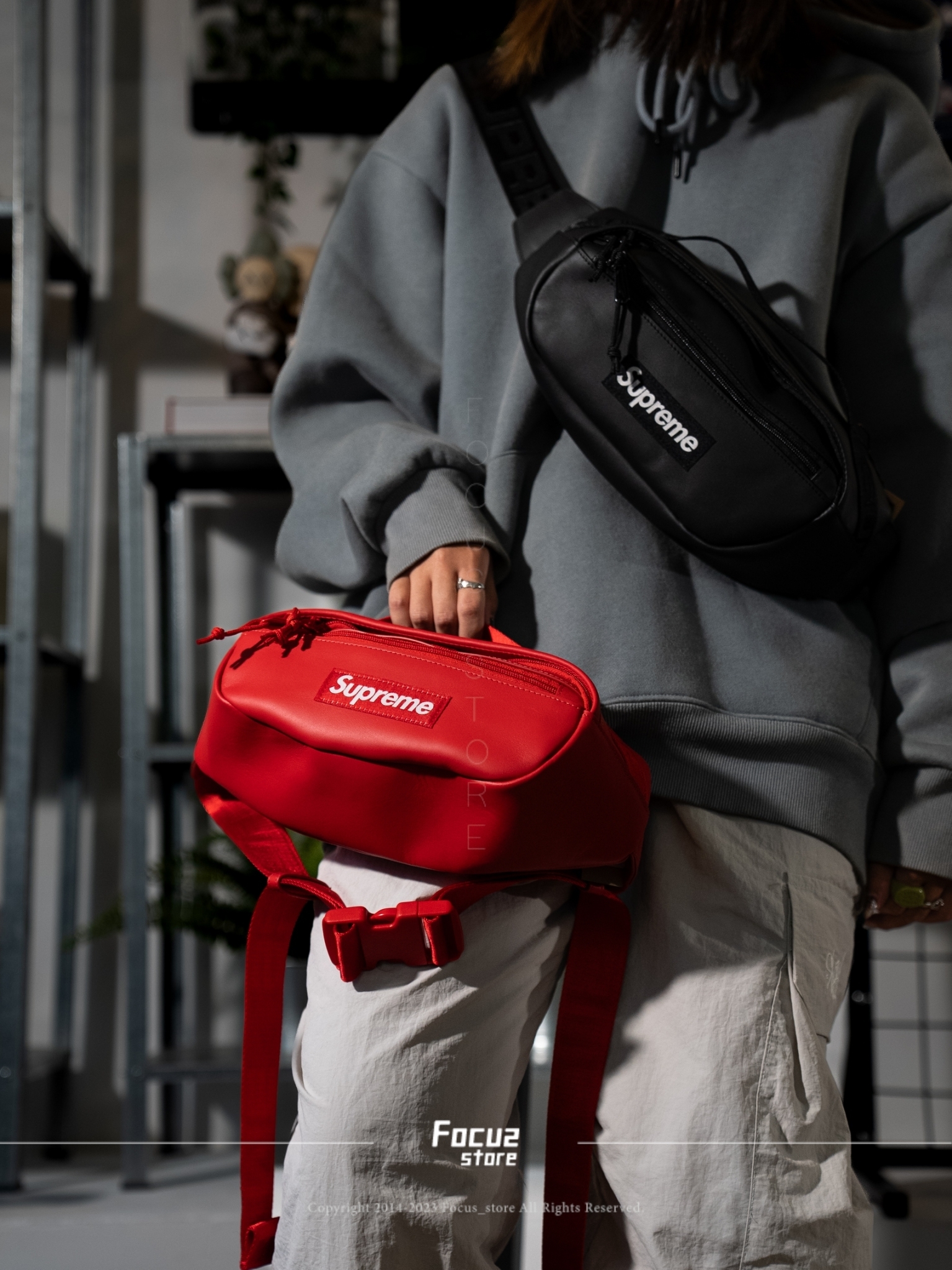 24fw Supreme Leather Waist Bag Black バッグ Supreme Leather Waist