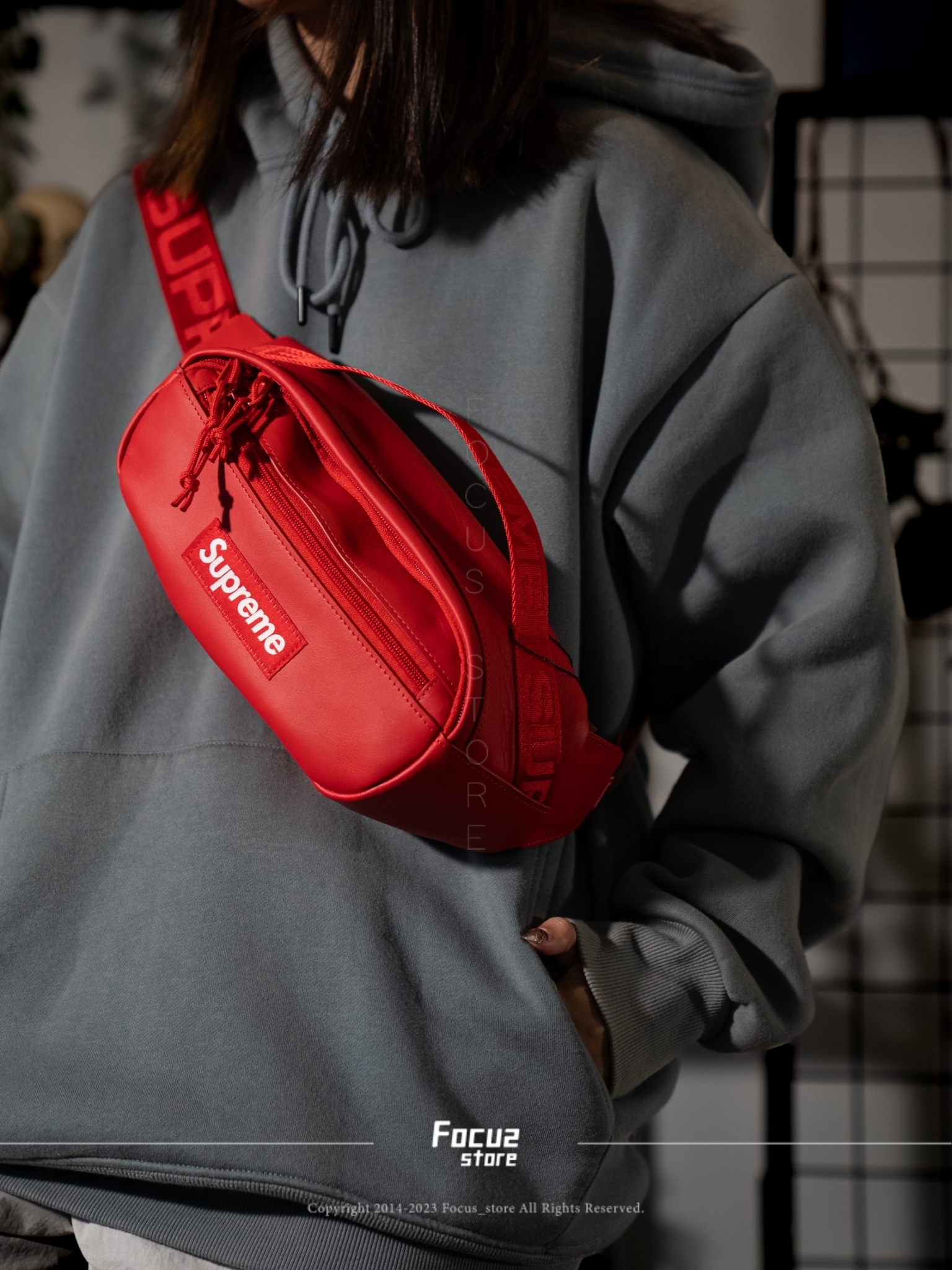 Focus Store】現貨秒發Supreme FW23 Week10 Leather Waist-bag