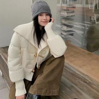 ᴷᴼᴿᴱᴬ 🇰🇷<現貨> 秋冬短版針織拼接造型保暖外套 (米白）