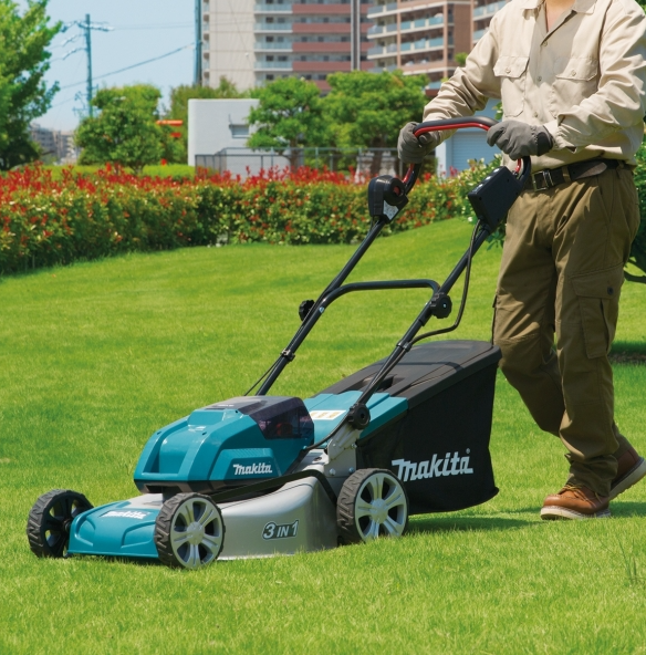 "MAKITA"牧田牌 充電式剪草機460mm(無碳刷)(鋰18Vx2=36V)(淨機)-[DLM460Z]